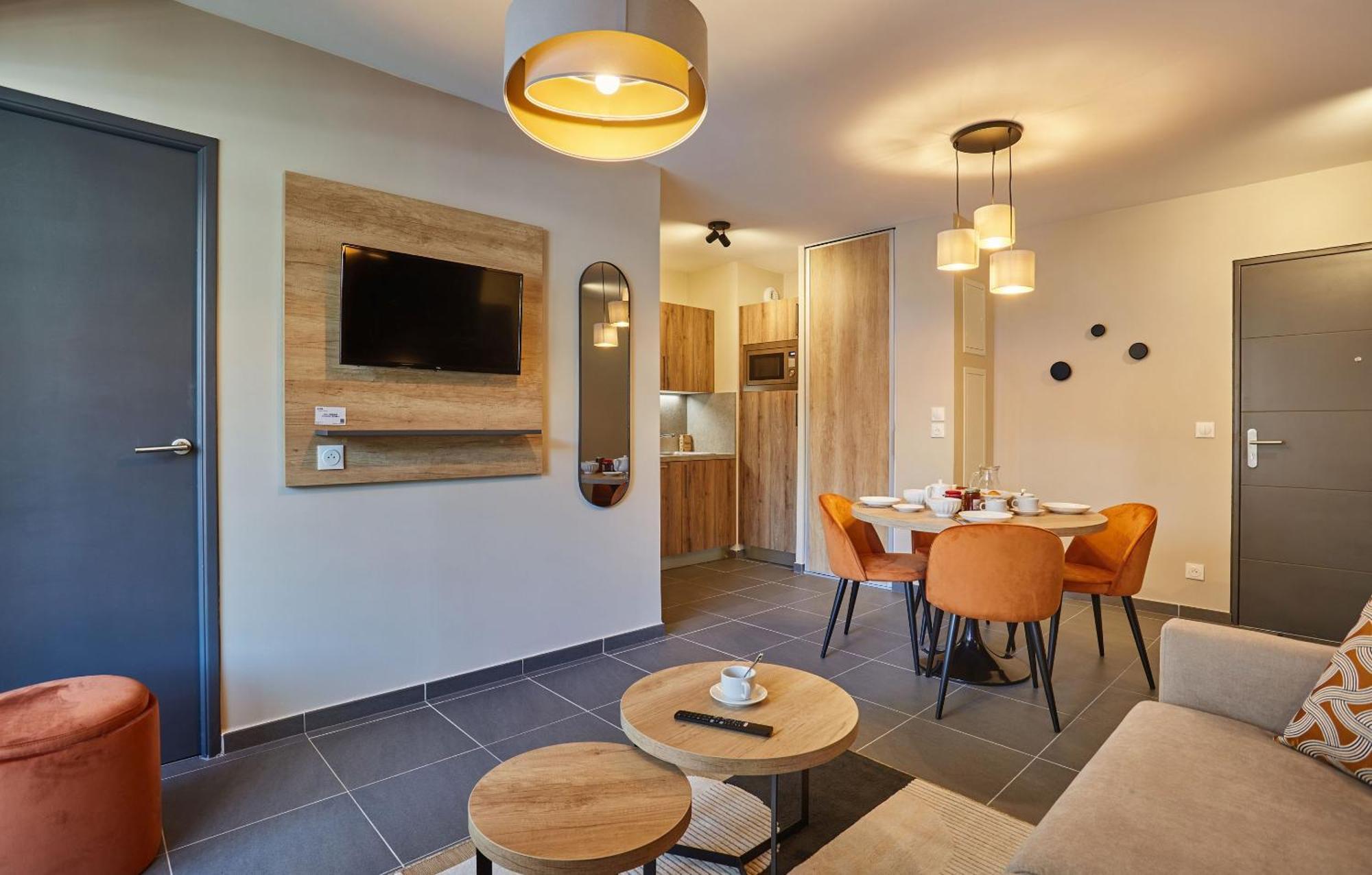 Residence Prestige Odalys Le Mont D'オロン エクステリア 写真